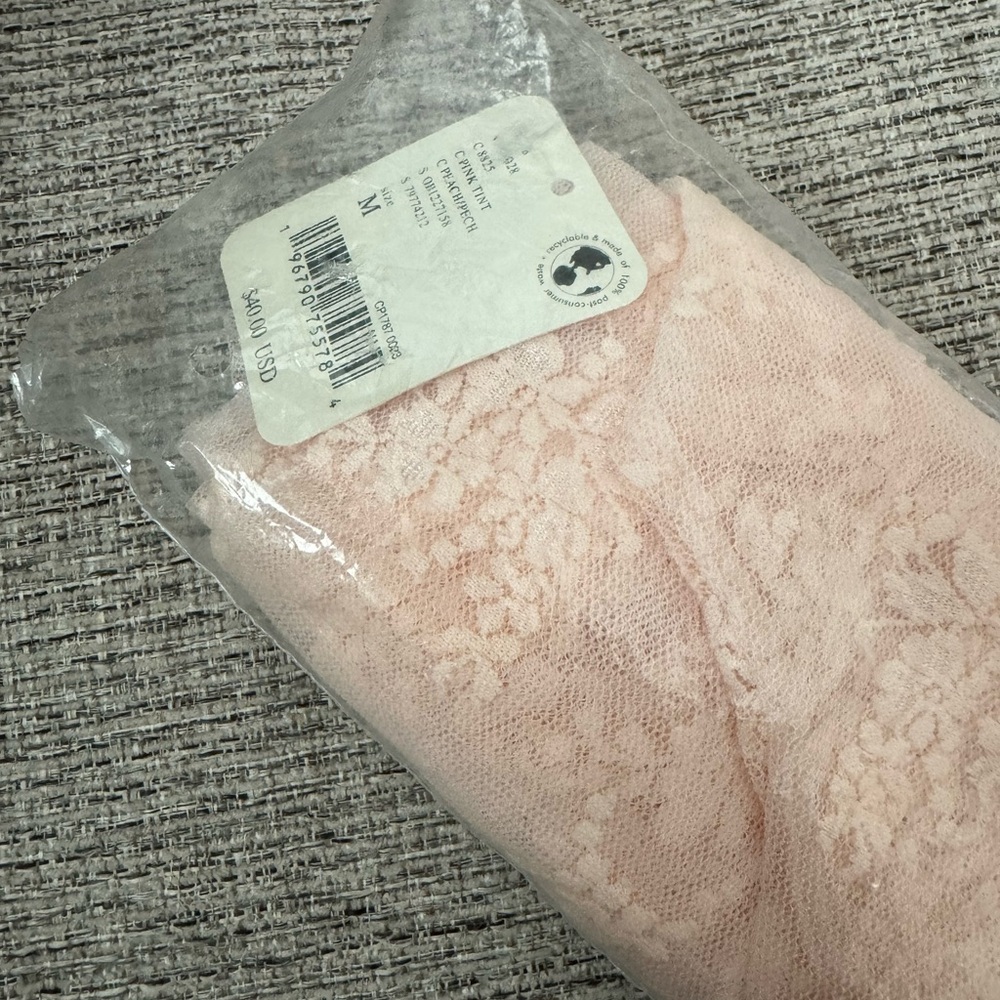 🎉LAST PIECE🎉FREE PEOPLE Lady Lux Layering Top Pink Tint - Picture 7 of 8